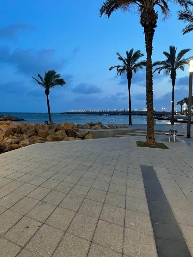 Au Coeur De Torreveija Apartamento Torrevieja Exterior foto