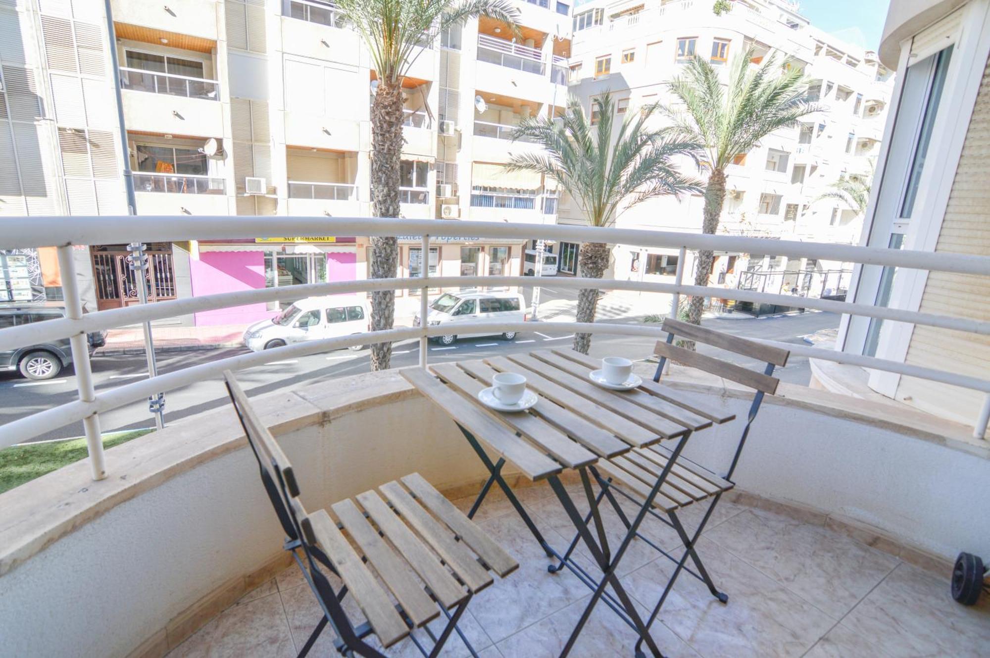 Au Coeur De Torreveija Apartamento Torrevieja Exterior foto